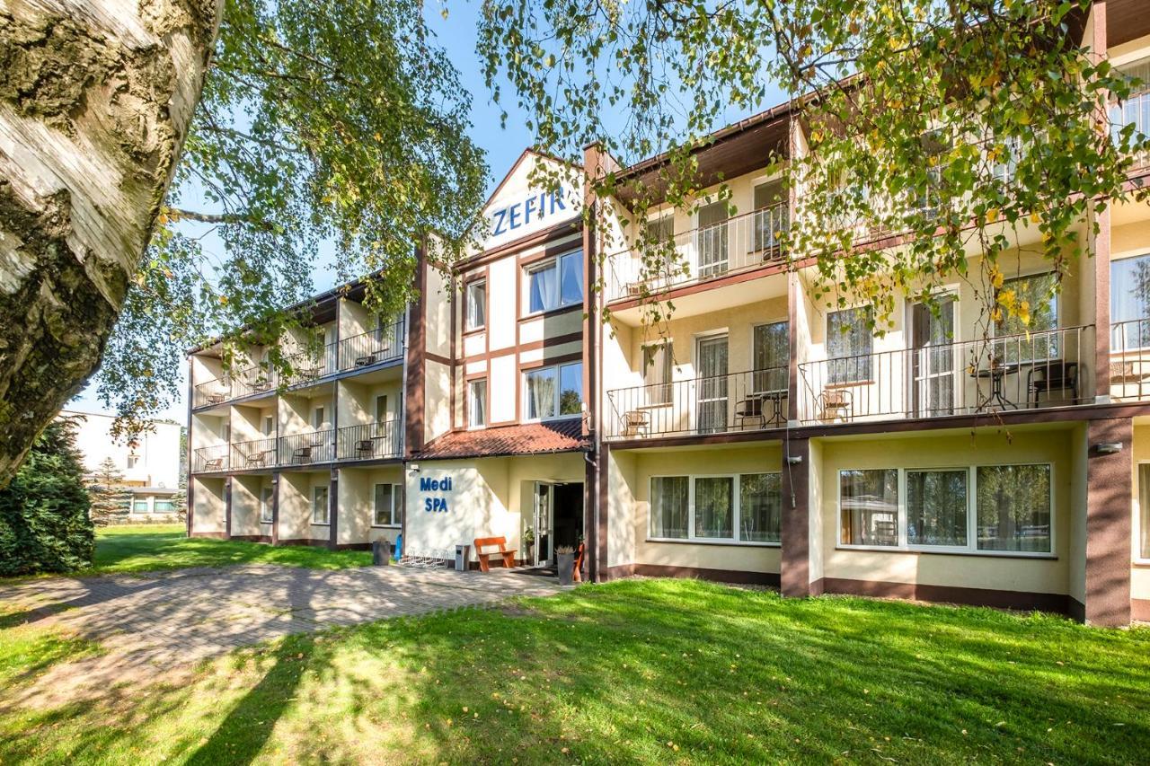Lech Resort & Spa Leba Exterior photo